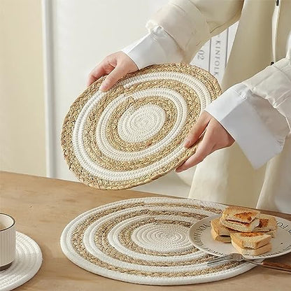 Fennco Styles Handwoven Water Hyacinth Straw & Cotton Placemats 12" Round, Set of 4 - Natural Braided Heat Resistant Insulation Table Mats for Home, Kitchen Décor, Dining Table, Banquets, Holidays