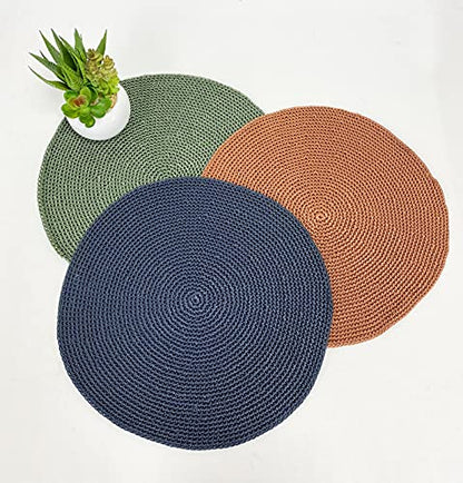 Fennco Styles Handmade Crochet Farmhouse Placemats 14-inch Round, Set of 4 - Decorative Table Mats for Home Décor, Dining Table, Banquets and Special Events