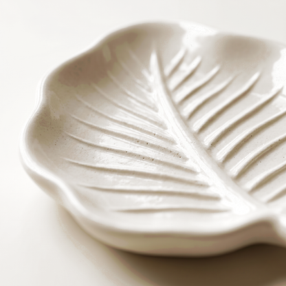 Elm Leaf Decorative Tray, Gypsum White 6"